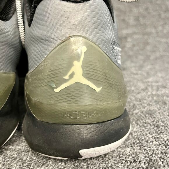 Nike Air Jordan CP3 VIII, Size 8 gray grey black, 684855-003, Chris Paul 2014 - Picture 10 of 14